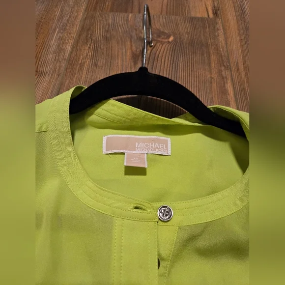 Michael Kors Green Sleeveless Tunic with Mandarin Collar - Picture 6 of 9